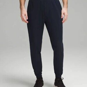 Lululemon Surge Joggers in Navy Size Large